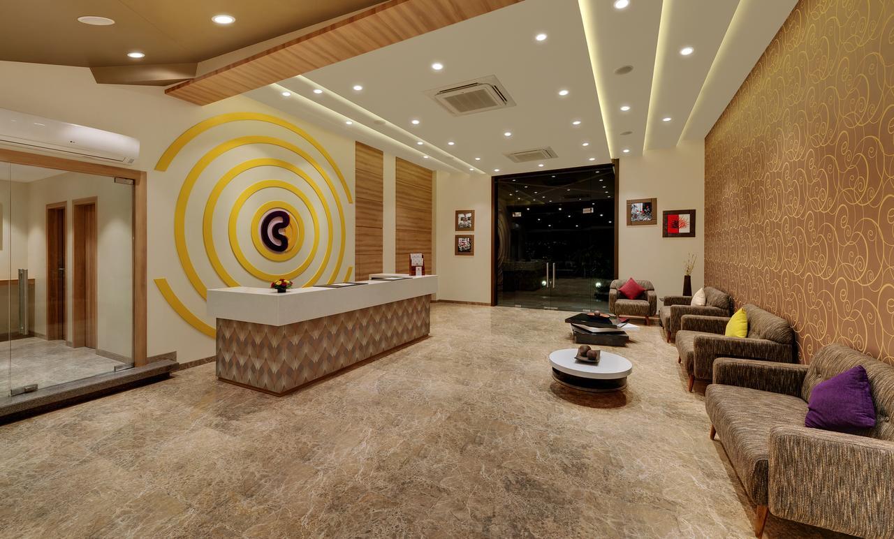 Click Hotel Bhuj Exterior photo