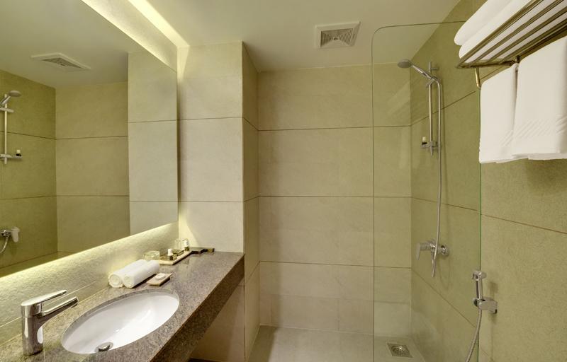 Click Hotel Bhuj Exterior photo